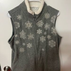 Croft & Barrow Gray Snowflake Vest